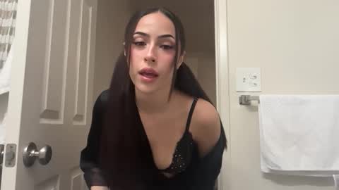 Sweet Steph online show from April 18, 1:51 am