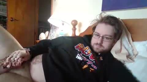 Ian23602 online show from March 31, 5:24 pm