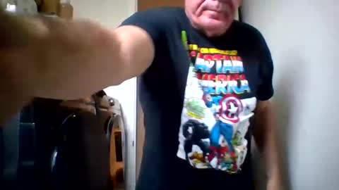 Snapshot of stevejons47 chatting on October 11, 8:34 pm stevejons47 online show from October 11, 8:34 pm