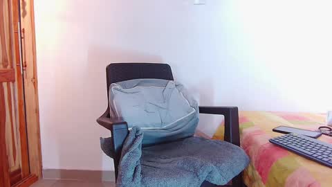 Snapshot of steven_modelo69 chatting on February 8, 7:15 am steven_modelo69 online show from February 8, 7:15 am
