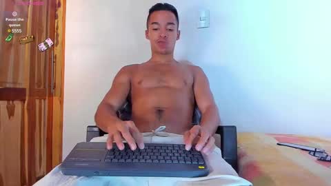 Snapshot of steven_modelo69 chatting on February 26, 1:57 am steven_modelo69 online show from February 26, 1:57 am