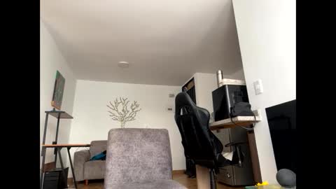 Snapshot of steven_twink07 chatting on September 25, 6:15 pm Esteban online show from September 25, 6:15 pm