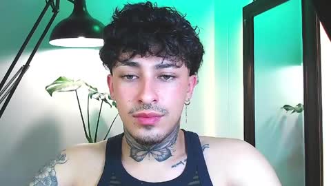 Daniel Steven Navarro online show from April 11, 10:14 pm