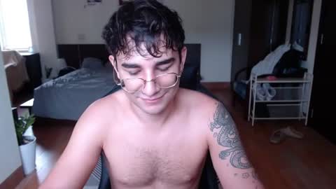 Alex   online show from July 5, 4:19 am