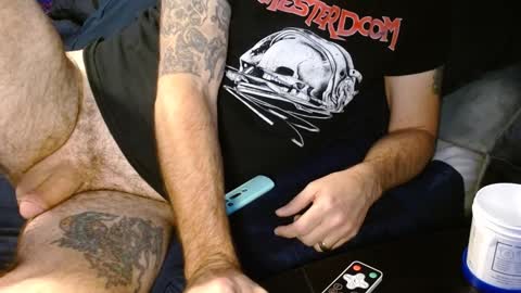 Snapshot of steviestiff chatting on December 25, 12:37 pm Steve online show from December 25, 12:37 pm