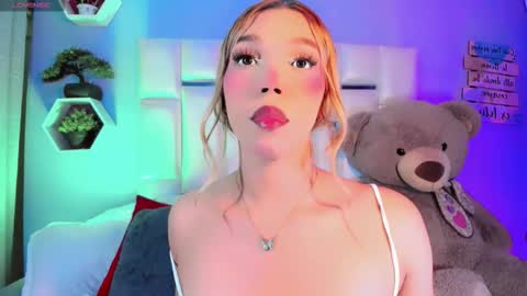 Steisee Reyes online show from September 20, 7:11 am