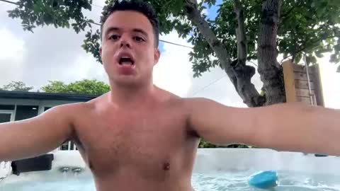 stikkkk332102 online show from October 3, 12:57 pm