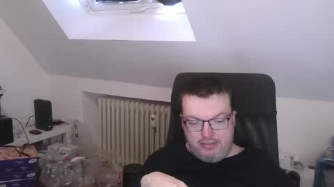 Oliver online show from March 8, 6:39 am