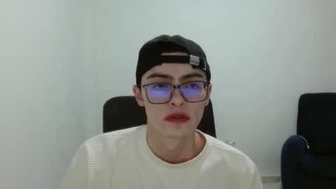 stiv_grant online show from February 25, 7:39 pm