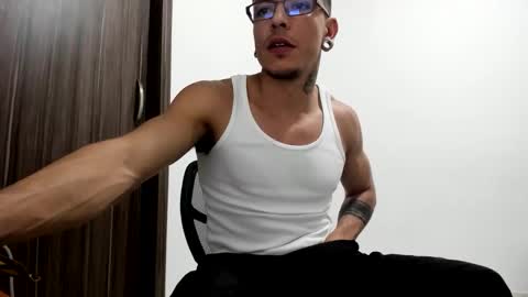 stiven_trainer online show from March 13, 3:10 am