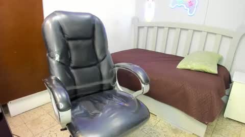 Stiwen online show from September 26, 4:48 pm