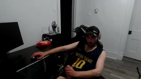 stonedpanda77 online show from July 15, 2:17 am