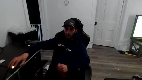 stonedpanda77 online show from June 24, 11:23 pm
