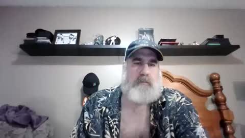 Straightbear4you online show from October 12, 12:14 am