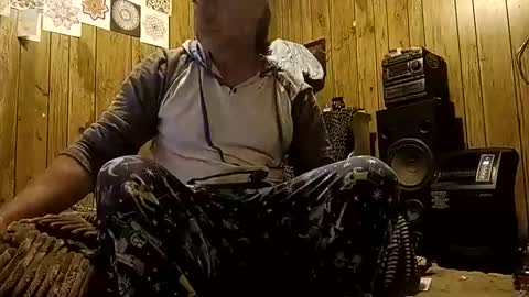 straightmaletouse online show from April 1, 11:44 am