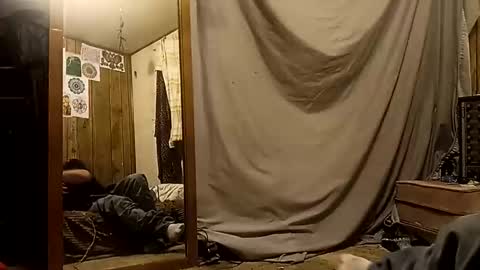 straightmaletouse online show from April 2, 7:48 am