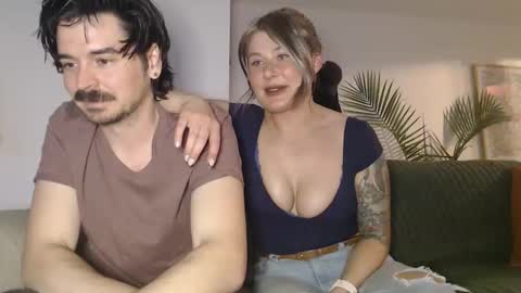 Strait n Narrow online show from April 21, 2:51 am