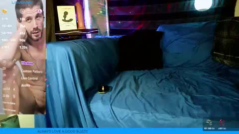 straitpipermann22 online show from November 14, 11:28 pm