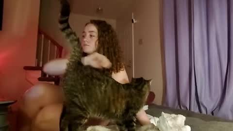 Strawberrylotsacake online show from September 17, 5:33 am