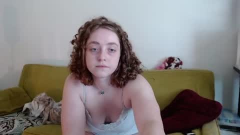 Strawberrylotsacake online show from June 29, 5:12 pm