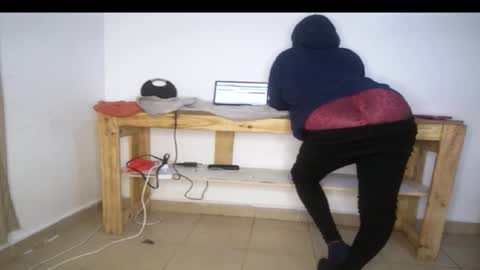 streetlioness online show from March 26, 7:13 am