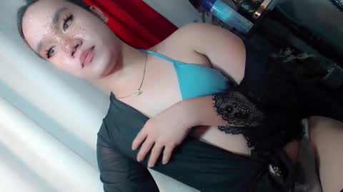 lexie online show from December 1, 7:50 am