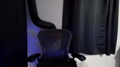 stringgreens777 online show from January 11, 2:01 pm