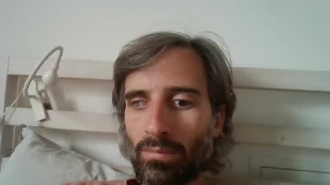 stroke1 online show from April 9, 6:30 am