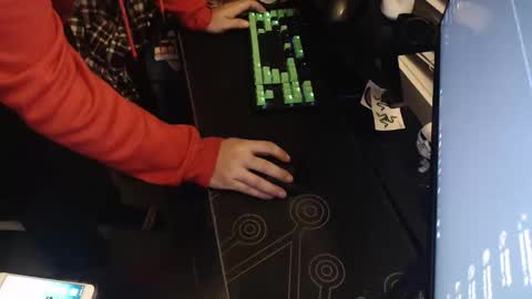 stud69861714 online show from October 22, 5:43 am