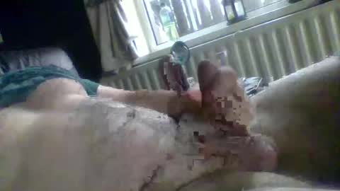 stud_1975 online show from December 29, 12:01 pm