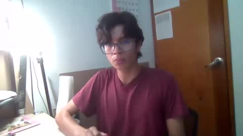 studentlatinboy online show from October 14, 6:27 am