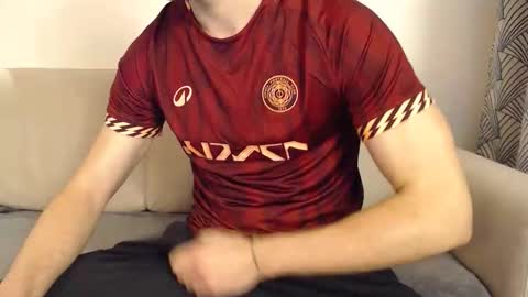 Stud From Paris online show from April 1, 2:47 pm