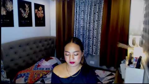 studqueendomi online show from April 19, 6:10 pm