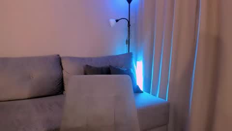 Mary online show from February 6, 11:20 am