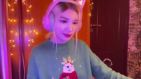 stuffy_ri online show from December 17, 11:16 pm