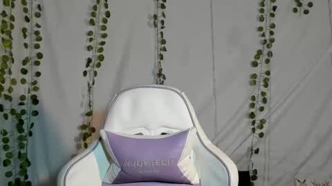 Snapshot of subgirlrs chatting on October 23, 5:09 am subgirlrs online show from October 23, 5:09 am