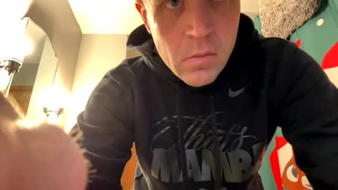 submissivebrett381 online show from March 19, 10:25 pm