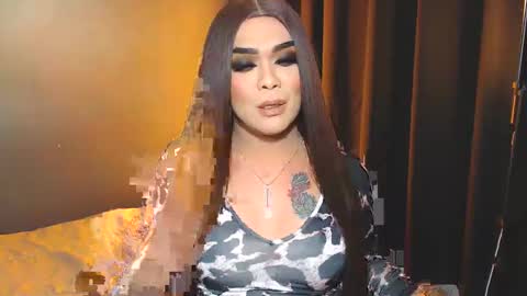 JADE ELYSE online show from February 4, 11:05 am