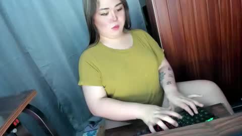 Millany online show from March 27, 8:26 am