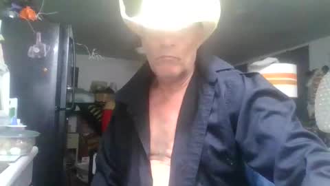 SUCKITU812 online show from February 2, 8:21 am