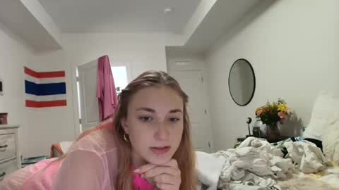 suerrab3304 online show from October 2, 2:10 am