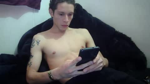 suez666 online show from April 22, 7:43 pm