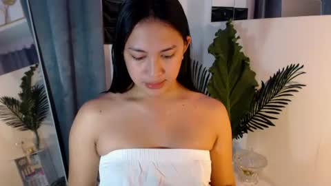 Snapshot of sugar_chloe17 chatting on March 11, 8:09 pm sugar_chloe17 online show from March 11, 8:09 pm