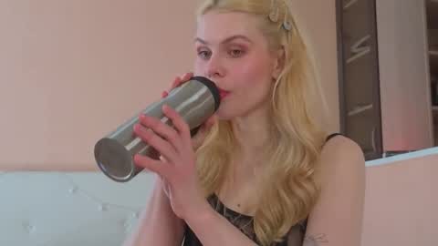 Sasha online show from April 21, 6:31 am