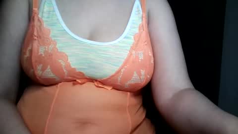 Nora maliki online show from December 15, 8:25 pm