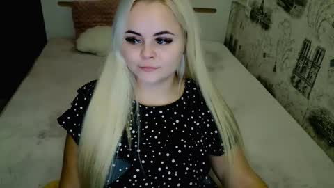 sugarkissx online show from December 3, 7:36 pm