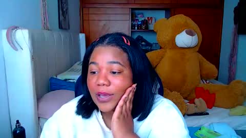 Cami   Back in 2 hours online show from September 21, 9:30 pm