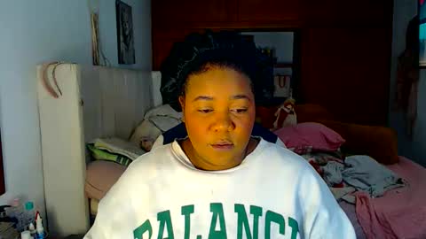 Cami   Back in 2 hours online show from March 31, 7:09 am