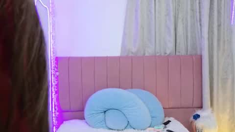 sukilove18 online show from September 13, 1:19 am