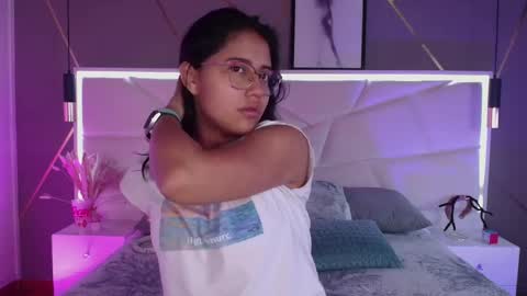 SUKI online show from April 17, 12:07 pm